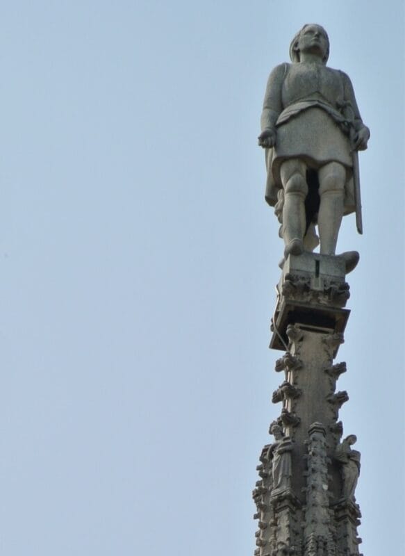 20240710230525 1695990961giovanna D Arco Verticale 1